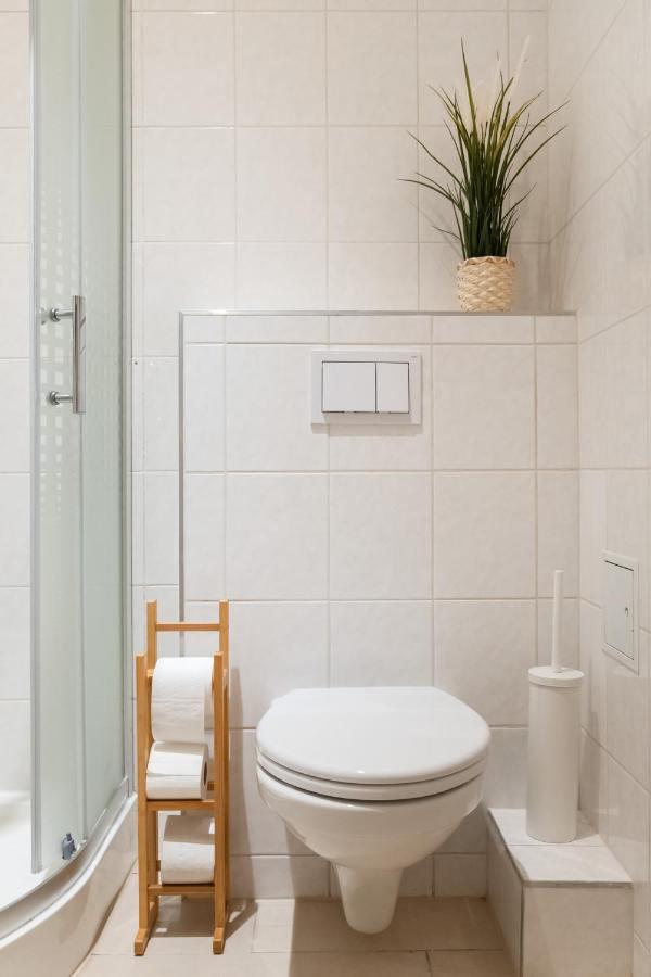 Bright, Cozy & Quiet Appartement Wenen Buitenkant foto